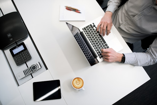 Maximizing Financial Efficiency: Top Tools and Apps for Personal Finance Management
