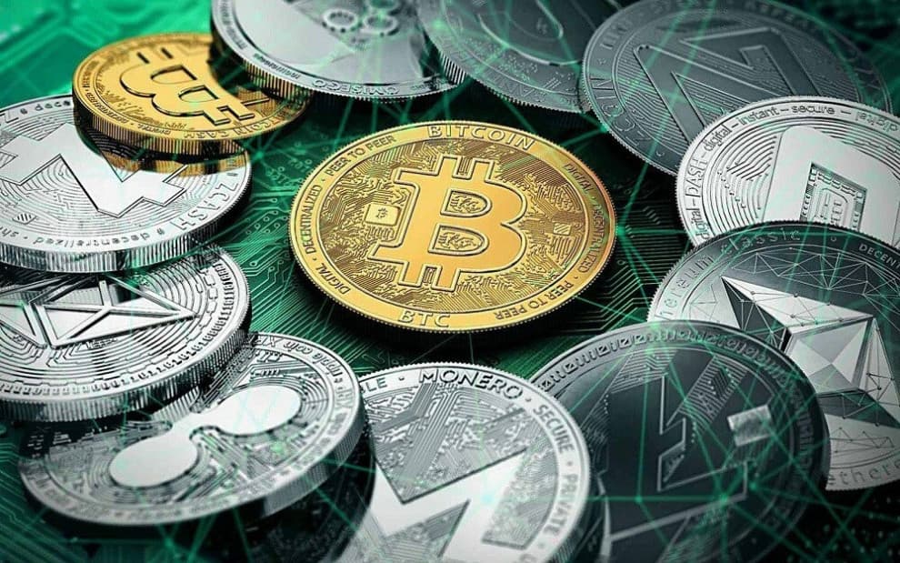 What You Need to Know Before Your First Crypto Investment: 10 Tips